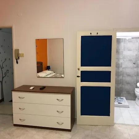 Rosy House Apartment *